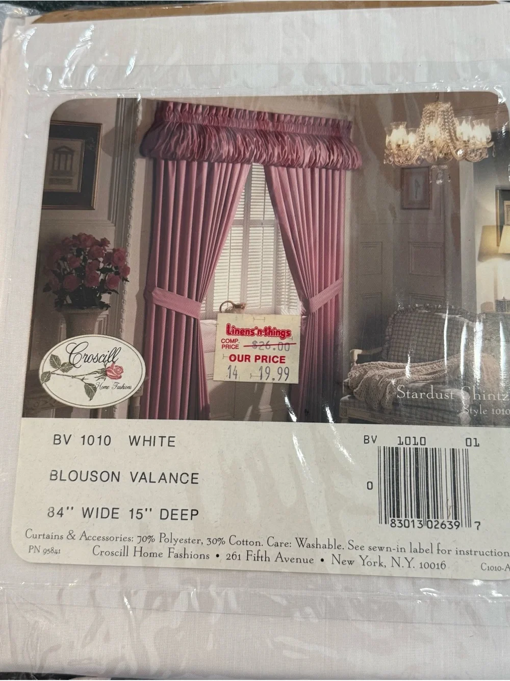 Croscill white Blouson Valance bv 1010-84” wide by 15” deep. New in packaging